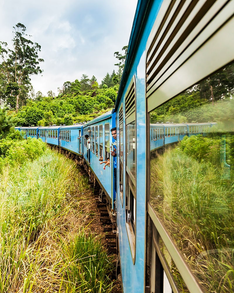 斯里兰卡康堤的火车