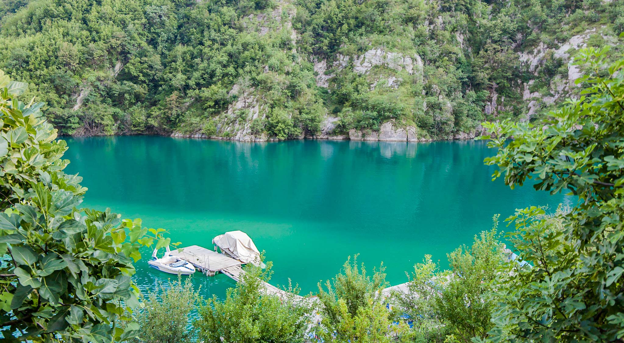 阿尔巴尼亚科马尼湖