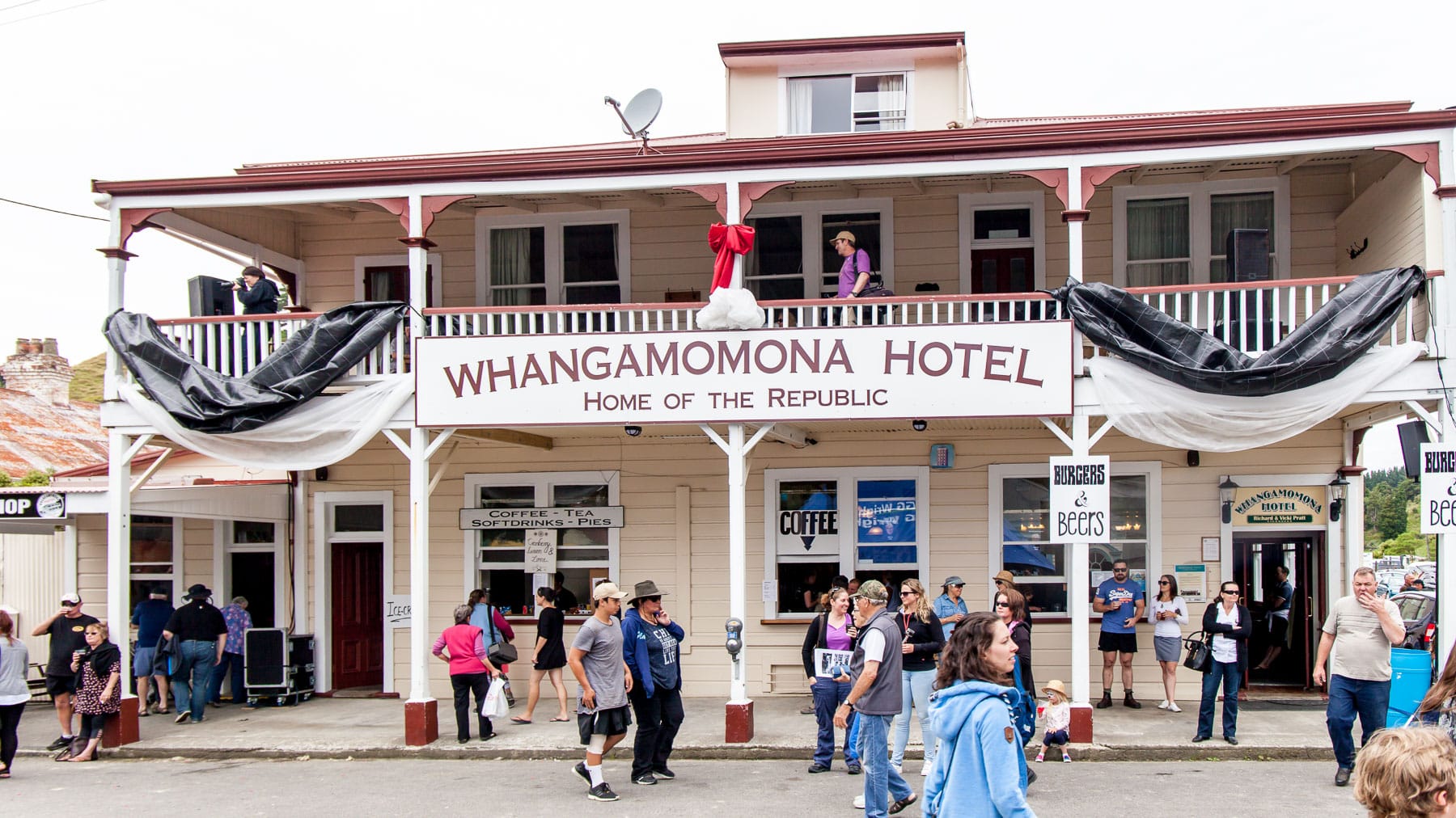 Whangamomona共和国日