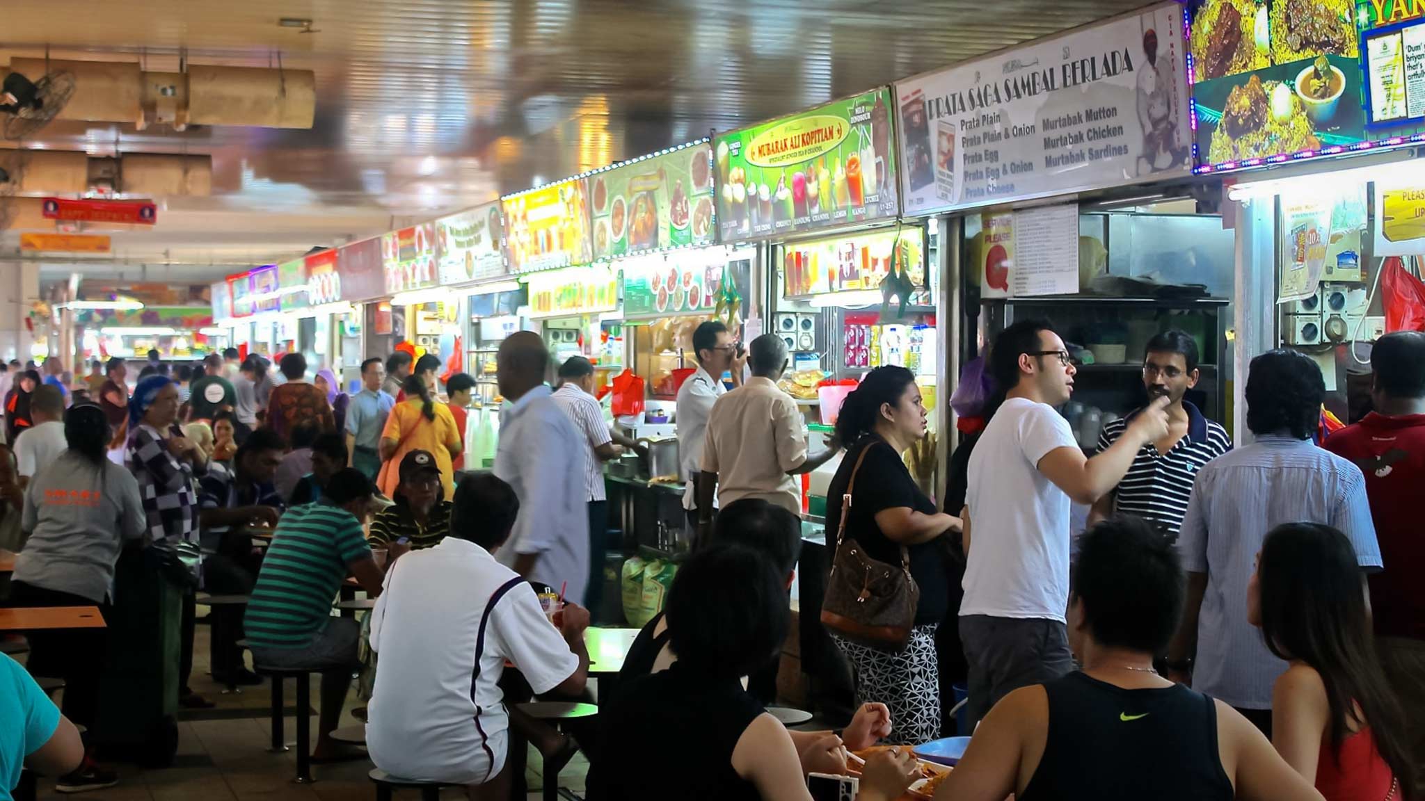 小贩在新加坡市场