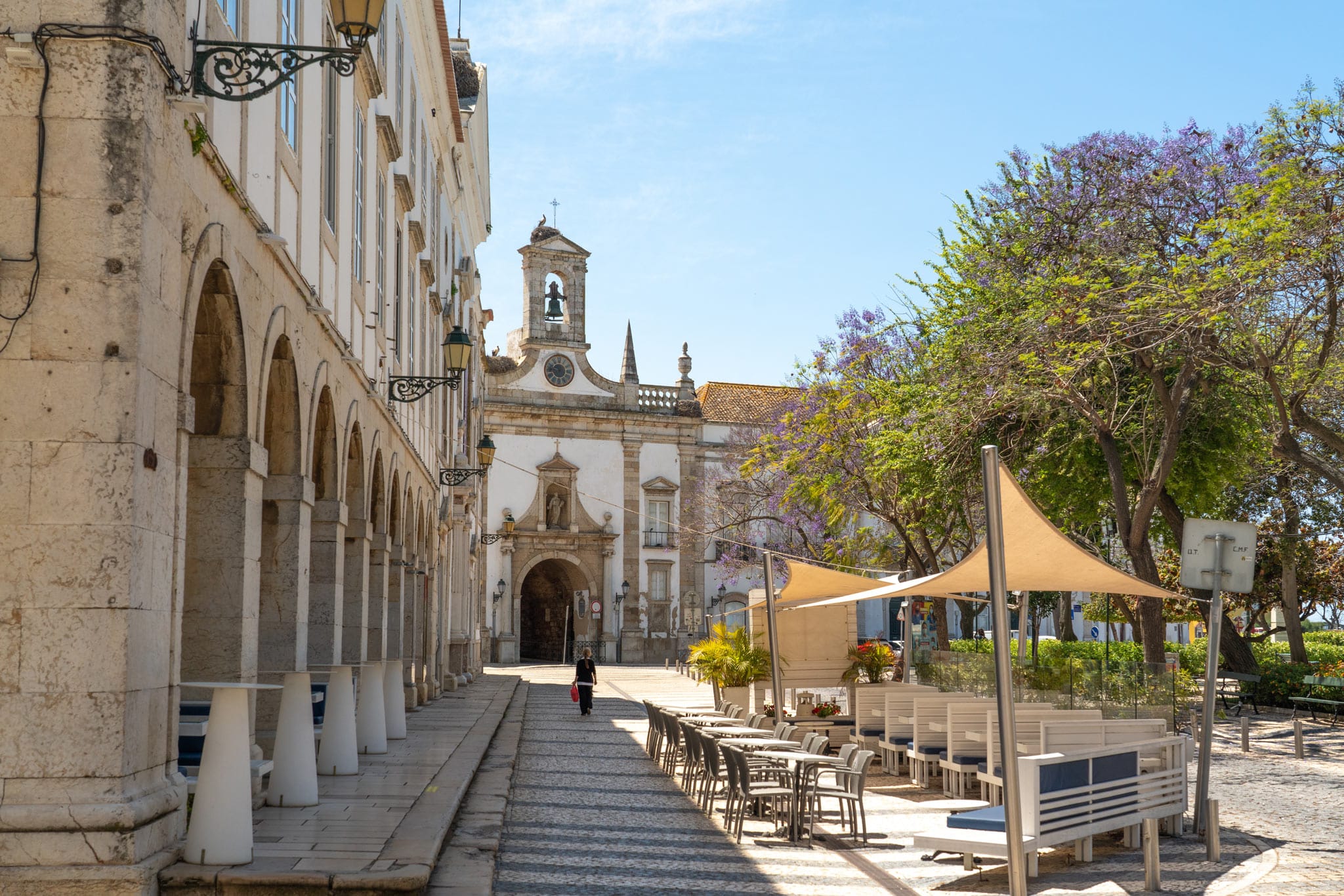 不要错过法罗的Baixa和Cidade Velha(老城区)